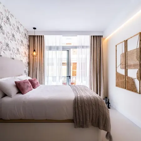 Coralcanteras Loft شقة